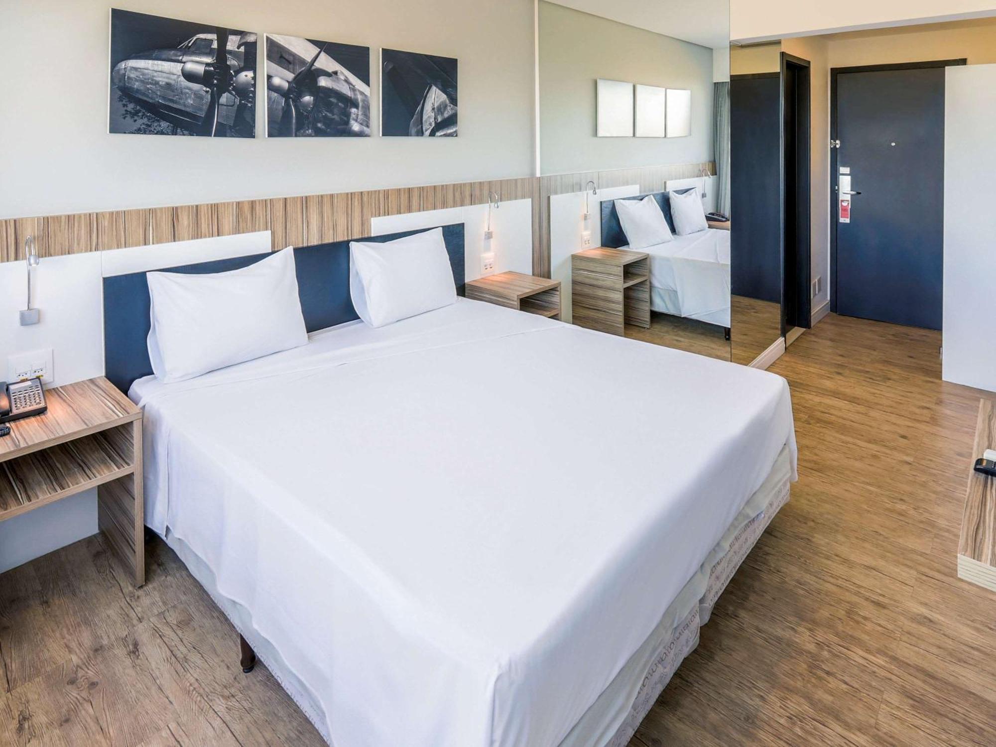 Отель Ibis Styles Confins Aeroporto Лагоа-Санта Экстерьер фото