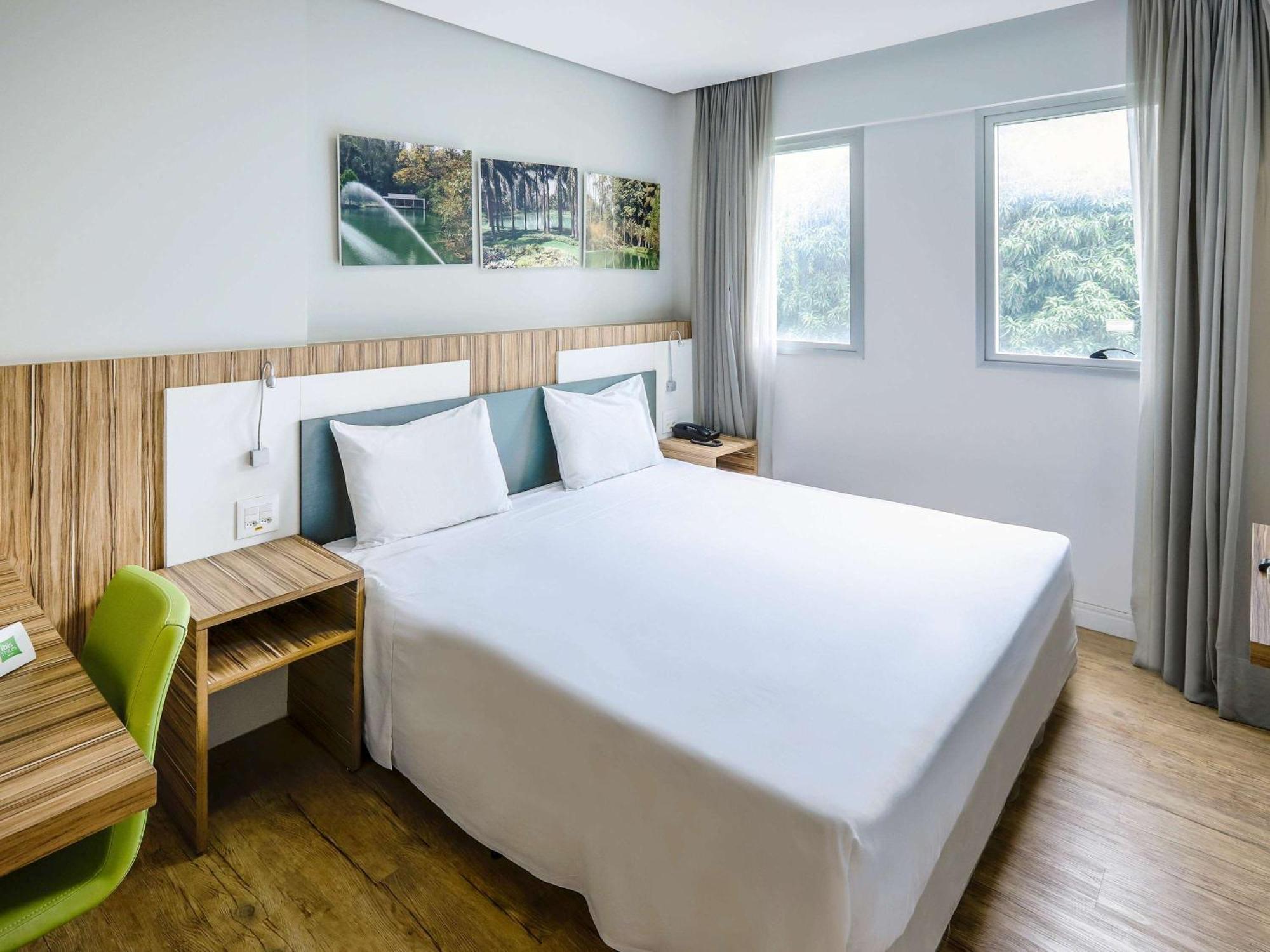 Отель Ibis Styles Confins Aeroporto Лагоа-Санта Экстерьер фото